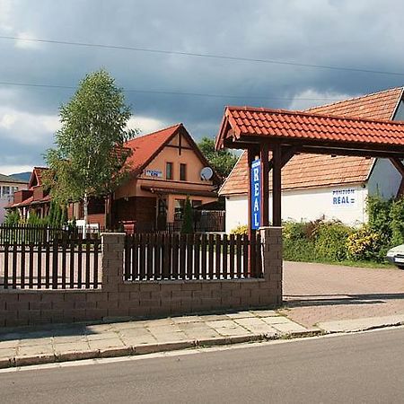 Penzion Real Žiar Buitenkant foto